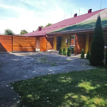 Садиба У Яноша Vynohradiv Esterno foto